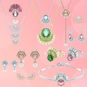 1pair Swarovski Crystals Gala Peacock Tail Fan Wing Dangle Silver Lux Earrings